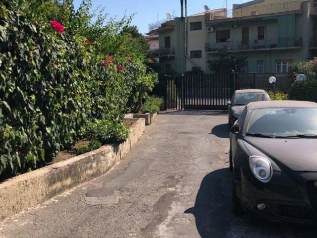 Appartamento in vendita a Aci Castello, Sicilia