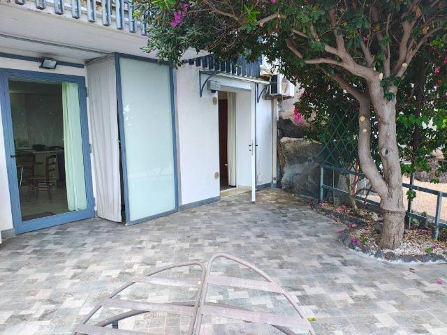 Appartamento in vendita a Aci Castello, Sicilia