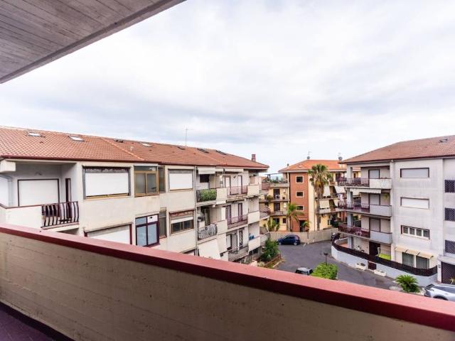 Appartamento in vendita a Cannizzaro, Aci Castello