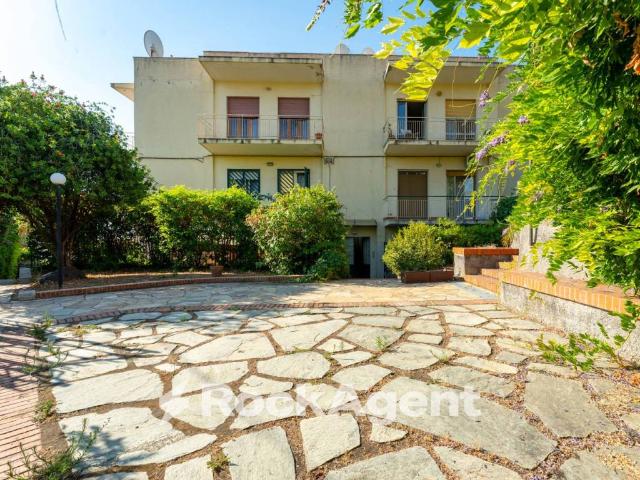 Appartamento in vendita a Aci Castello, Catania