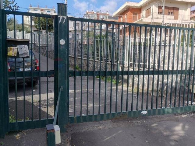 Appartamento in vendita a Barriera, Aci Castello