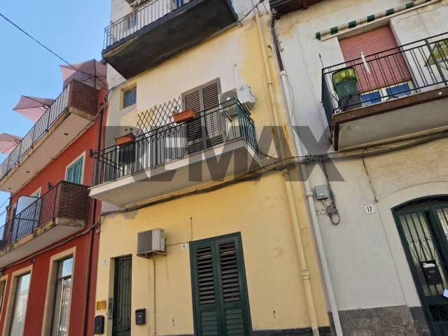 Appartamento in vendita a Aci Castello, Sicilia