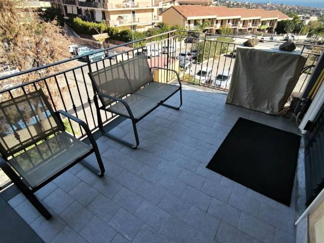 Appartamento in vendita a Aci Santa Lucia, Aci Catena