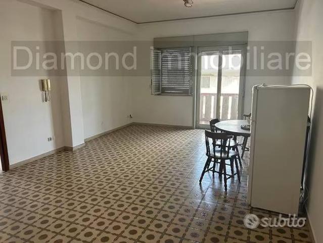 Appartamento in vendita a Aci Catena, Sicilia