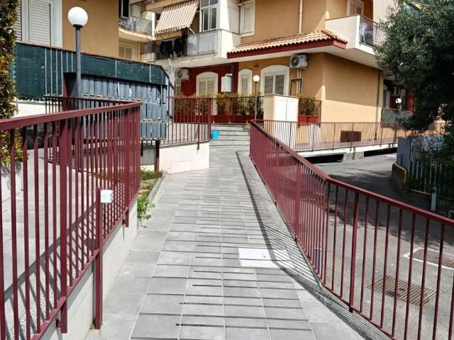 Appartamento in vendita a Aci Catena, Sicilia