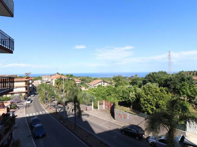Appartamento in vendita a Aci Catena, Sicilia
