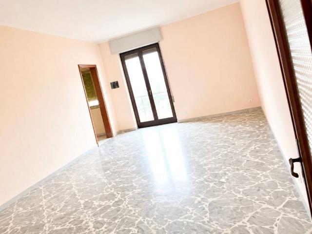 Appartamento in vendita a Aci Santa Lucia, Aci Catena