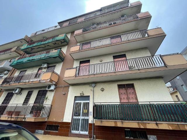 Appartamento in vendita a Aci Catena, Catania