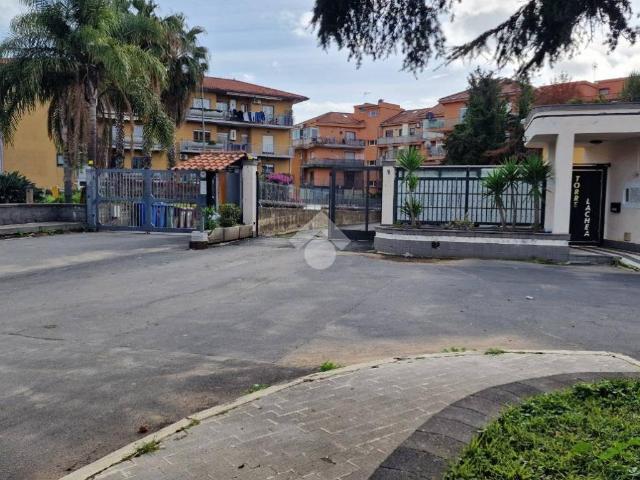 Appartamento in vendita a Vampolieri, Aci Catena