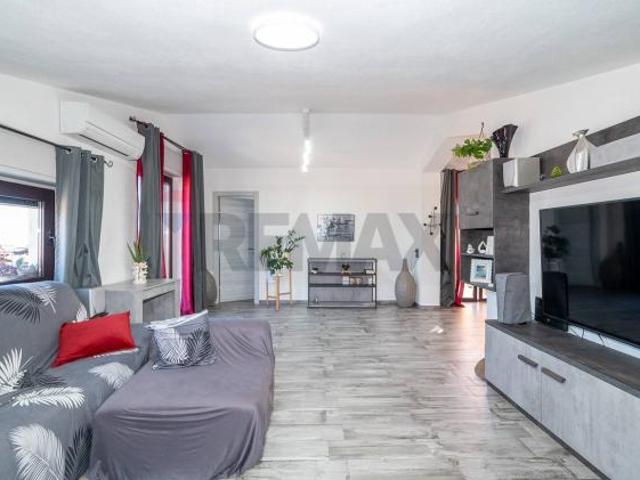 Appartamento in vendita a Aci Sant'antonio, Sicilia