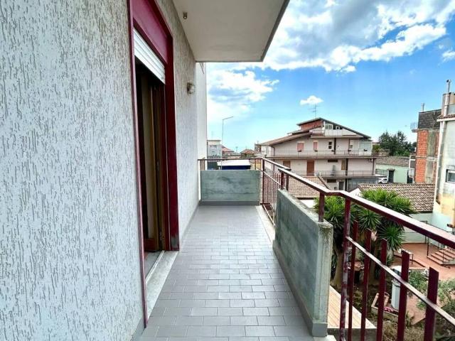 Appartamento in vendita a Aci Sant'antonio, Catania