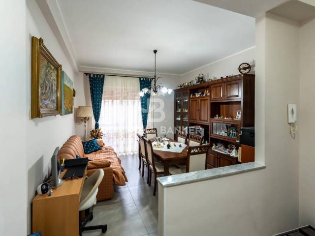 Appartamento in vendita a Aci Sant'antonio, Catania