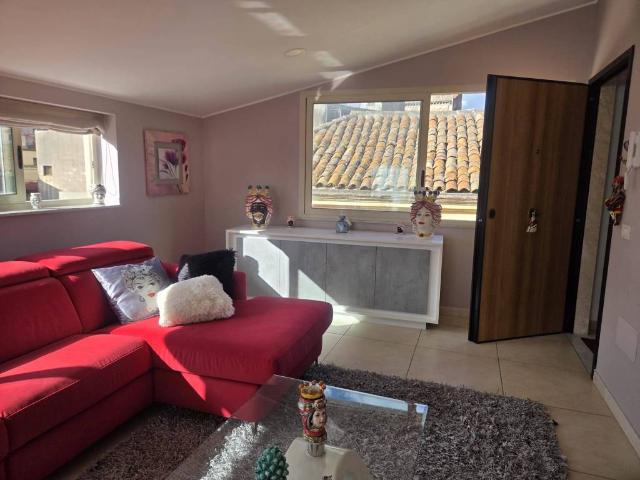 Appartamento in vendita a Santa Caterina, Acireale