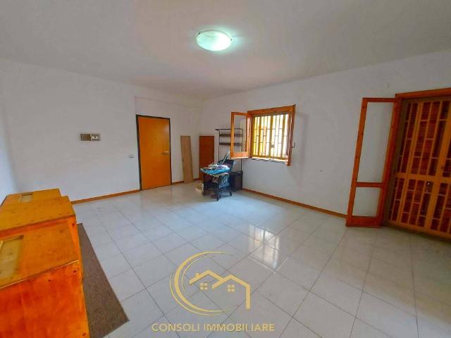 Appartamento in vendita a Acireale, Sicilia