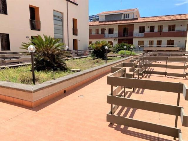 Appartamento in vendita a Acireale, Catania