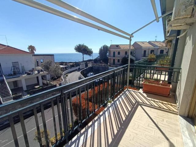 Appartamento in vendita a Acireale, Sicilia