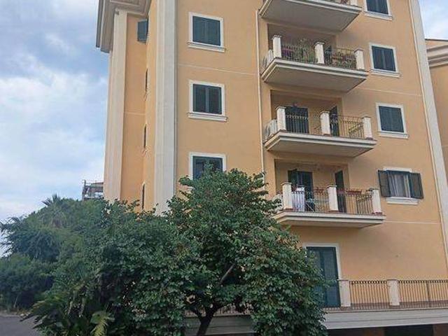 Appartamento in vendita a Acireale, Sicilia