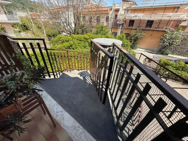 Appartamento in vendita a Acireale, Sicilia