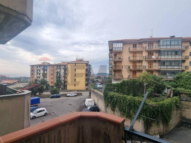 Appartamento in vendita a Sciarelle, Acireale