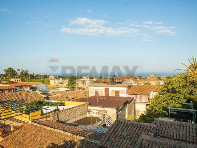 Appartamento in vendita a Guardia, Acireale