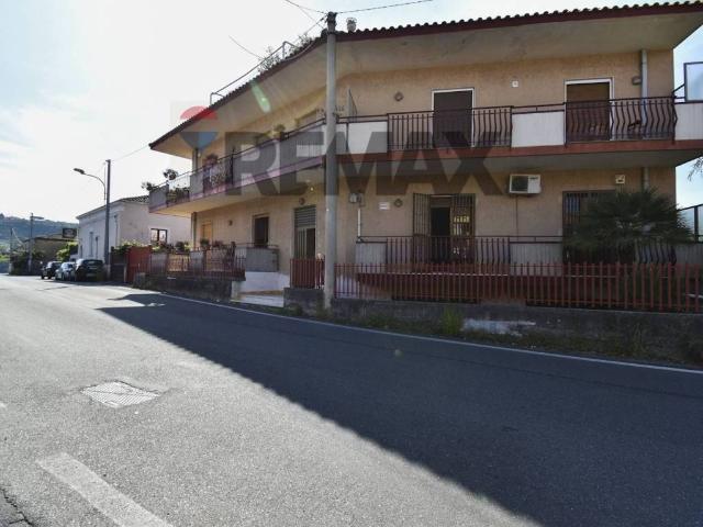 Appartamento in vendita a Acireale, Sicilia