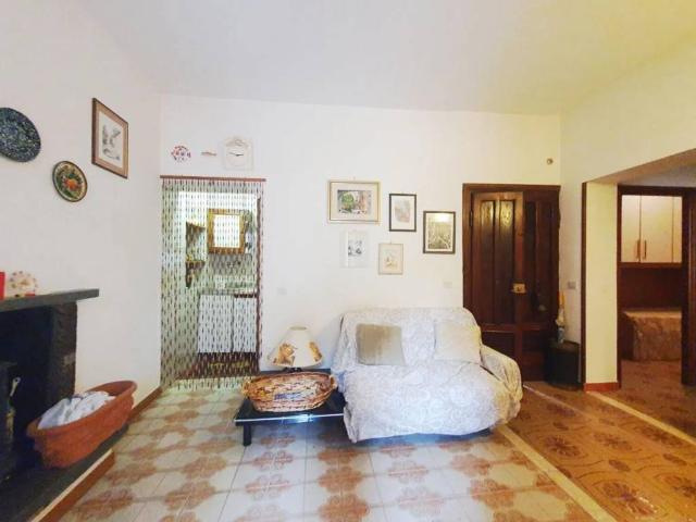 Appartamento in vendita a Acquapendente, Viterbo