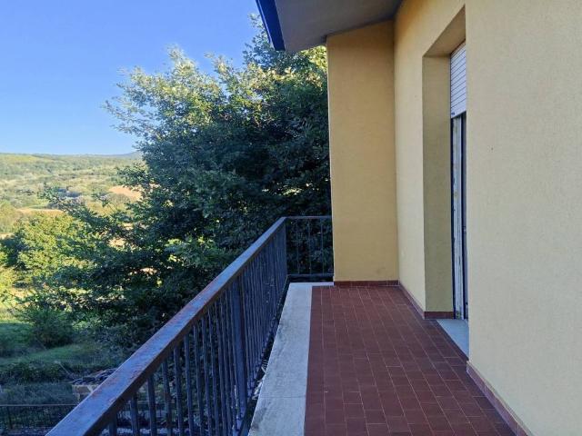 Appartamento in vendita a Acquasparta, Umbria