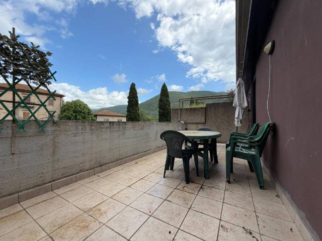 Appartamento in vendita a Acquasparta, Umbria