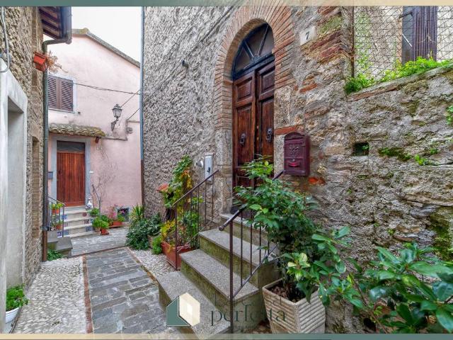 Appartamento in vendita a Acquasparta, Umbria