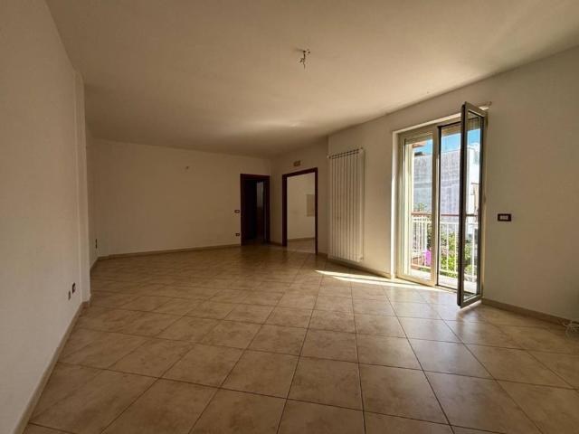 Appartamento in vendita a Adelfia, Bari