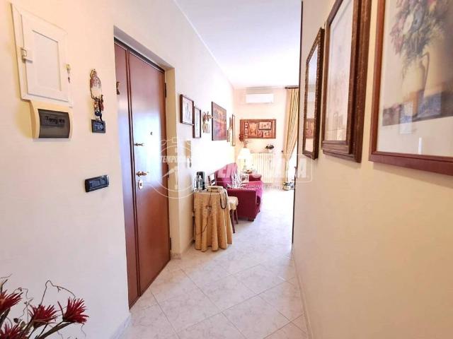 Appartamento in vendita a Adelfia, Bari