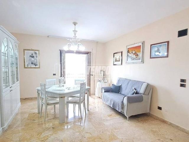 Appartamento in vendita a Puglia, Bari