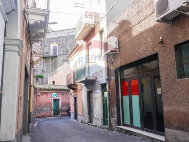 Appartamento in vendita a Adrano, Sicilia