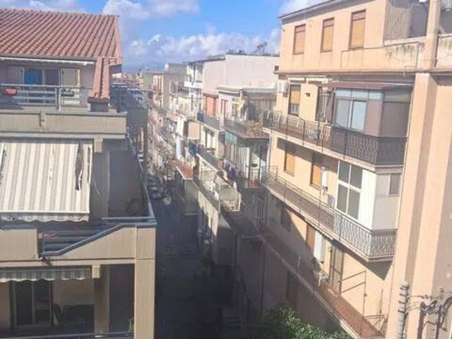 Appartamento in vendita a Adrano, Sicilia