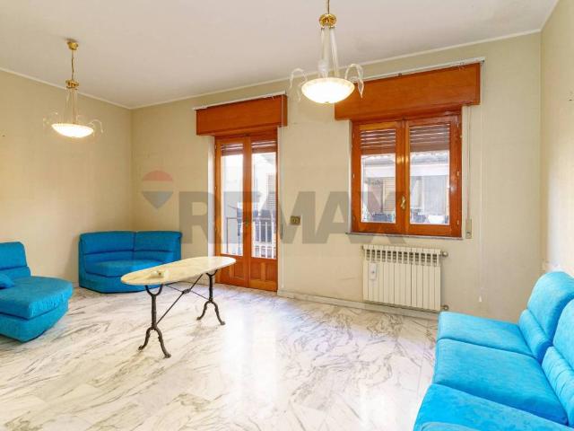 Appartamento in vendita a Adrano, Sicilia