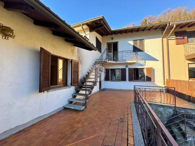 Appartamento in vendita a Adrara San Martino, Lombardia