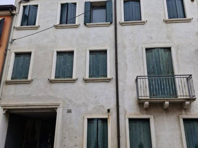 Appartamento in vendita a Borgo Dolomiti, Adria