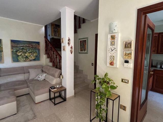 Appartamento in vendita a Borgo Dolomiti, Adria