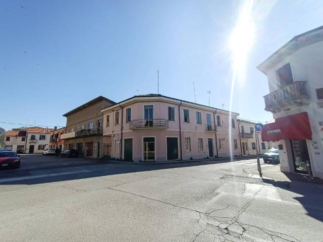 Appartamento in vendita a Borgo Dolomiti, Adria