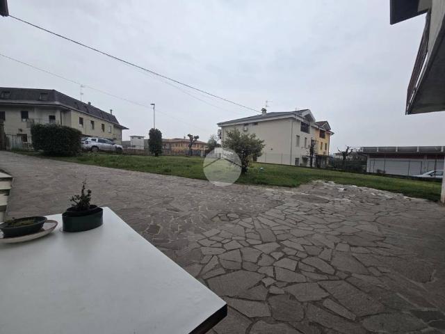Appartamento in vendita a Adro, Lombardia