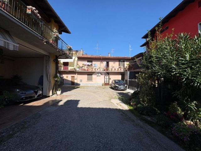 Appartamento in vendita a Adro, Lombardia