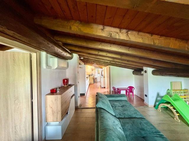 Appartamento in vendita a Adro, Lombardia
