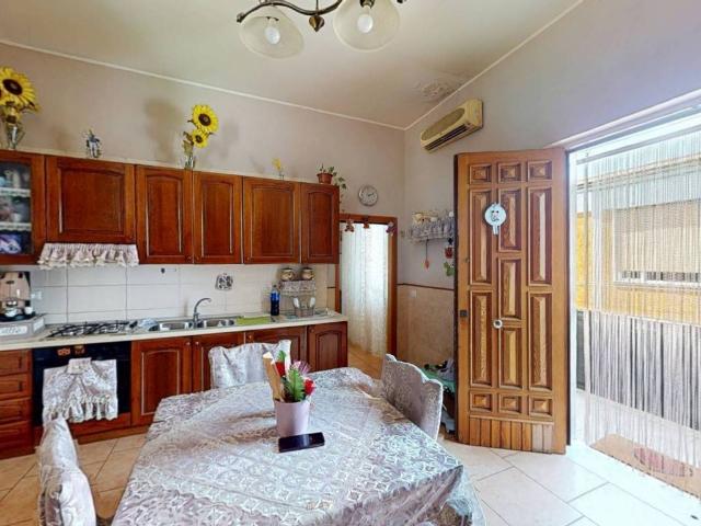 Appartamento in vendita a Afragola, Campania
