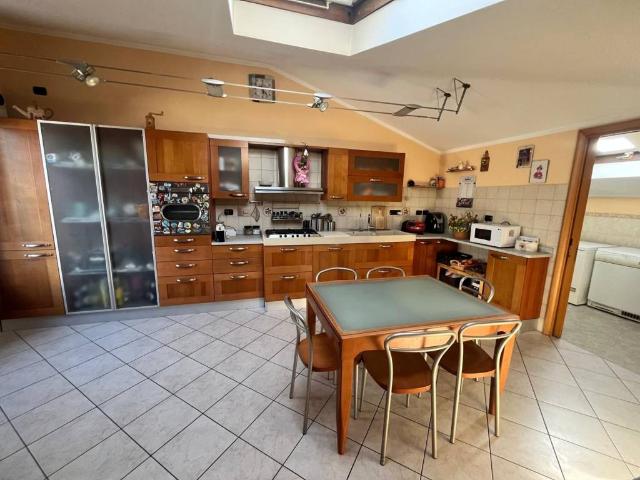 Appartamento in vendita a Agliana, Toscana