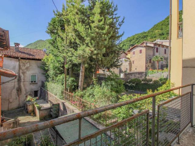 Villa Indipendente in vendita a Comunità montana della Valle Sabbia, Agnosine