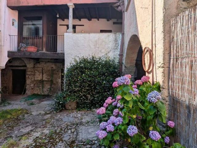 Appartamento in vendita a Vignone, Agra