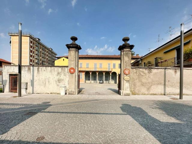 Appartamento in vendita a Agrate Brianza, Lombardia