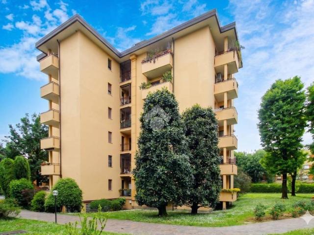 Appartamento in vendita a Agrate Brianza, Lombardia