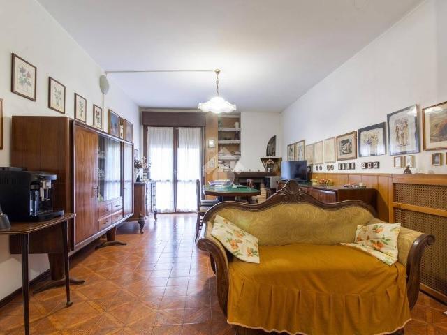 Appartamento in vendita a Omate, Agrate Brianza