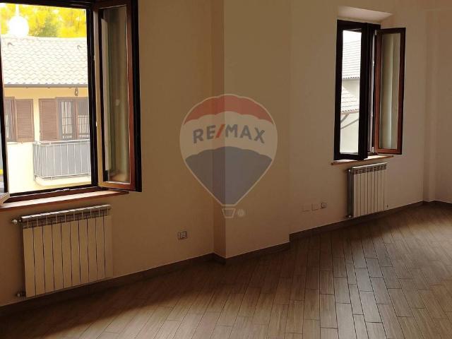 Appartamento in vendita a Agrate Brianza, Lombardia